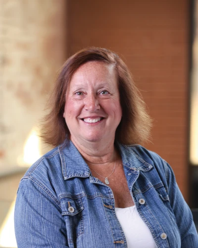 Tricoast Headshots Barb Simons rgb
